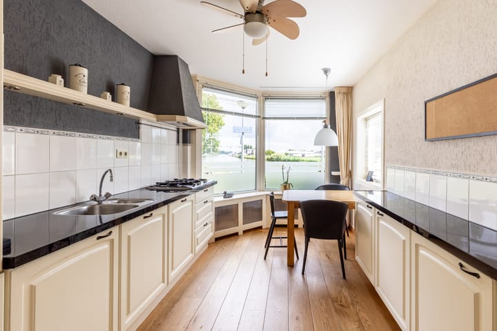 Foto 4 van Marga Klompélaan 22