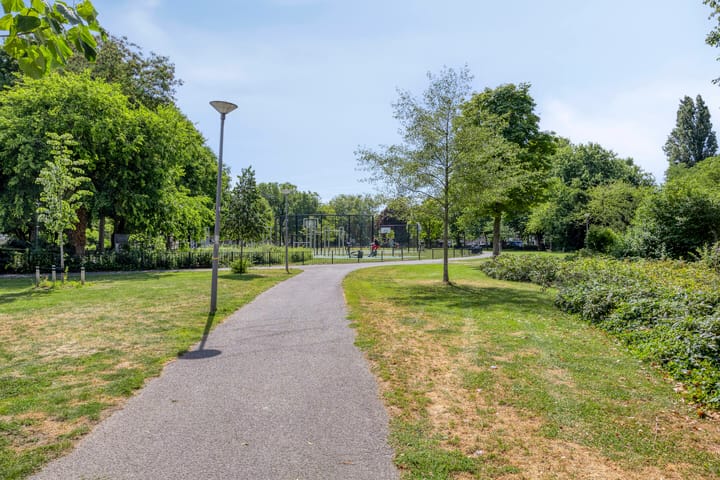 Foto 24 van Ebenhaëzerstraat 44-A