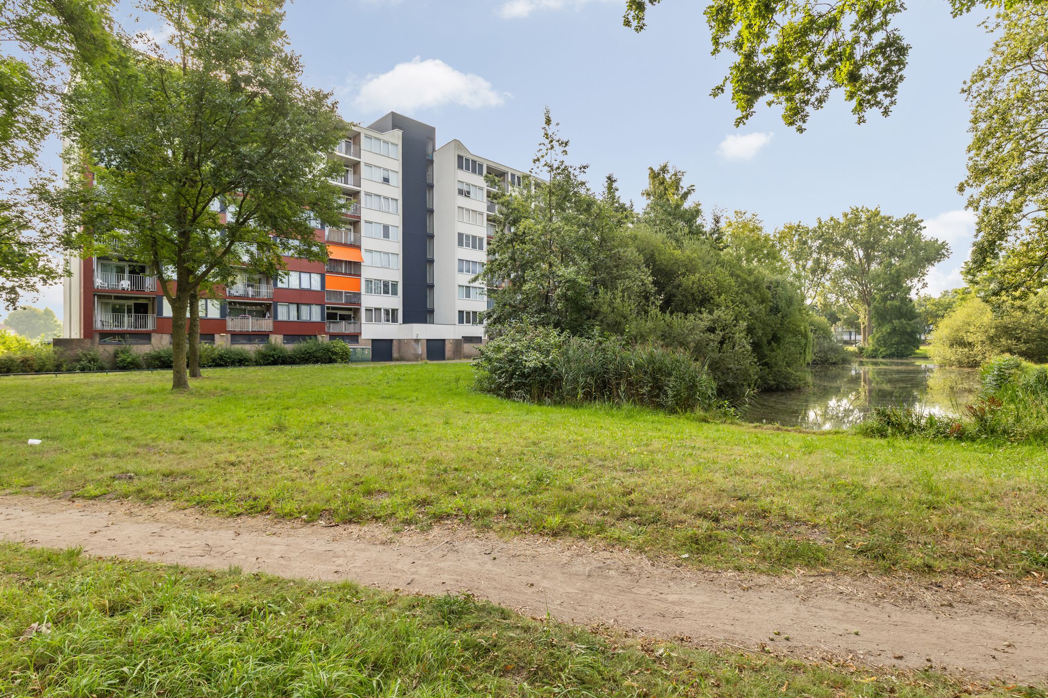 Foto 51 van Lelystraat 2-E63