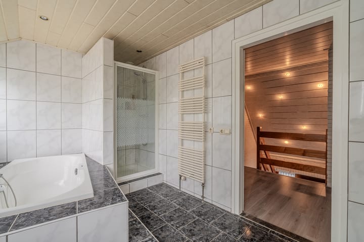 Photo 29 of Haven Zuidzijde 19