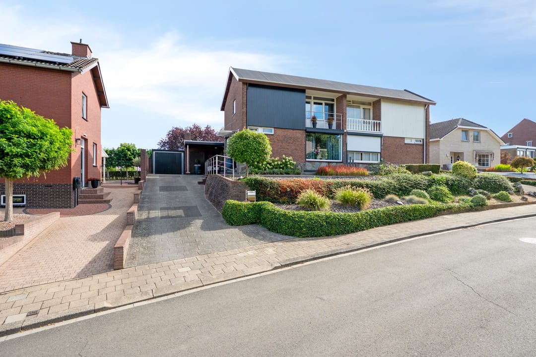 Photo 1 of Kanaalweg 7