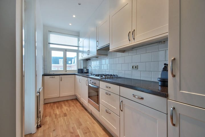 Photo 6 of Nieuwe Looiersstraat 35-2