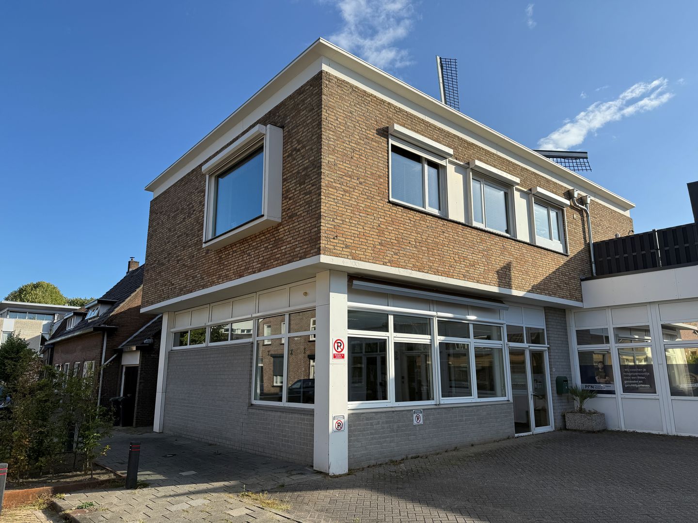 View photo 1 of Smalstraat 3