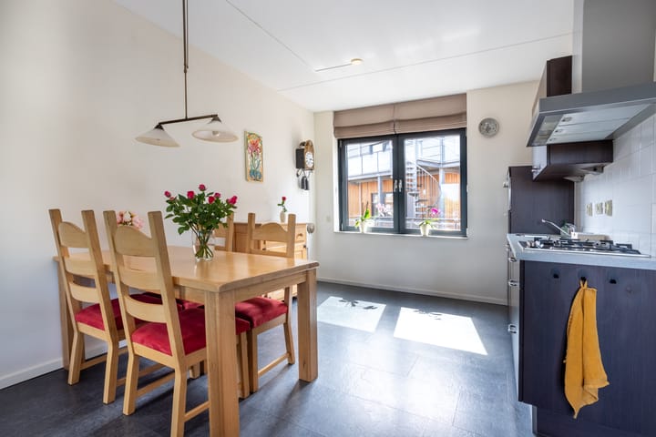 Photo 16 of Brugstraat 15-C