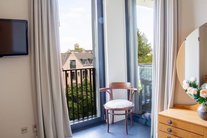 Photo 21 of Brugstraat 15-C