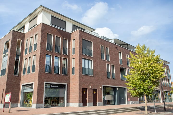 Photo 35 of Brugstraat 15-C