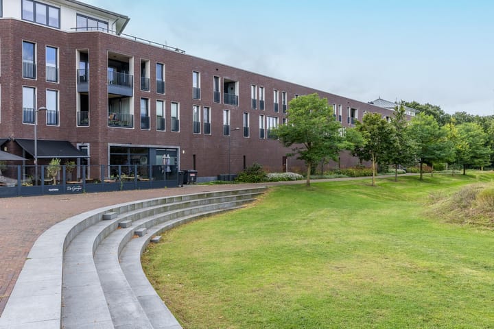 Photo 40 of Brugstraat 15-C