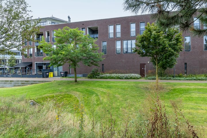 Photo 42 of Brugstraat 15-C