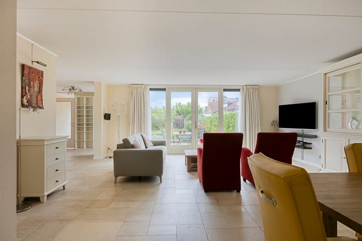 Foto 5 van Hooftlaantje 36