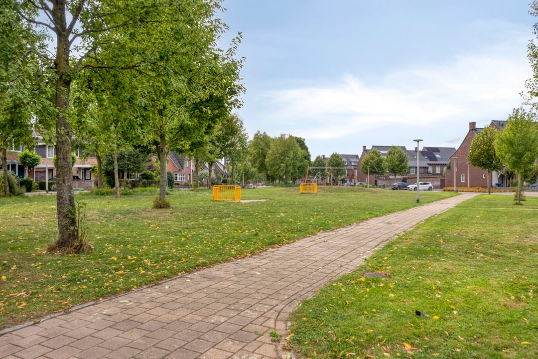 Foto 31 van Hooftlaantje 36