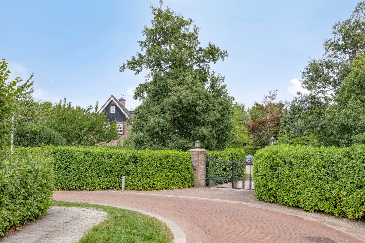 Photo 5 of Vijverbos 11