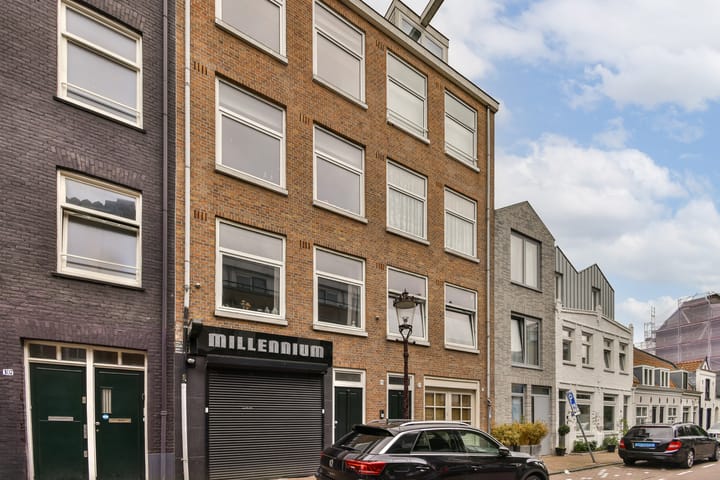 Photo 3 of Jan Hanzenstraat 111-1