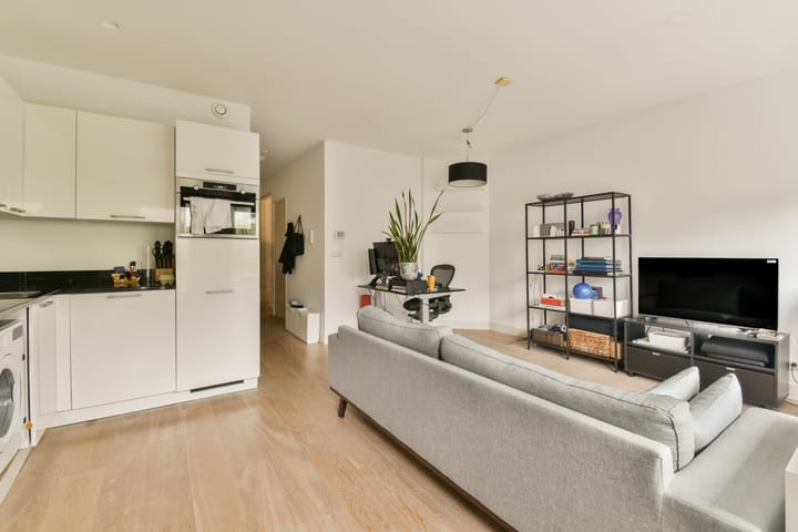 Photo 8 of Jan Hanzenstraat 111-1