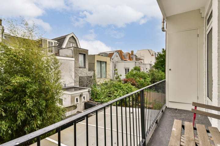 Photo 12 of Jan Hanzenstraat 111-1