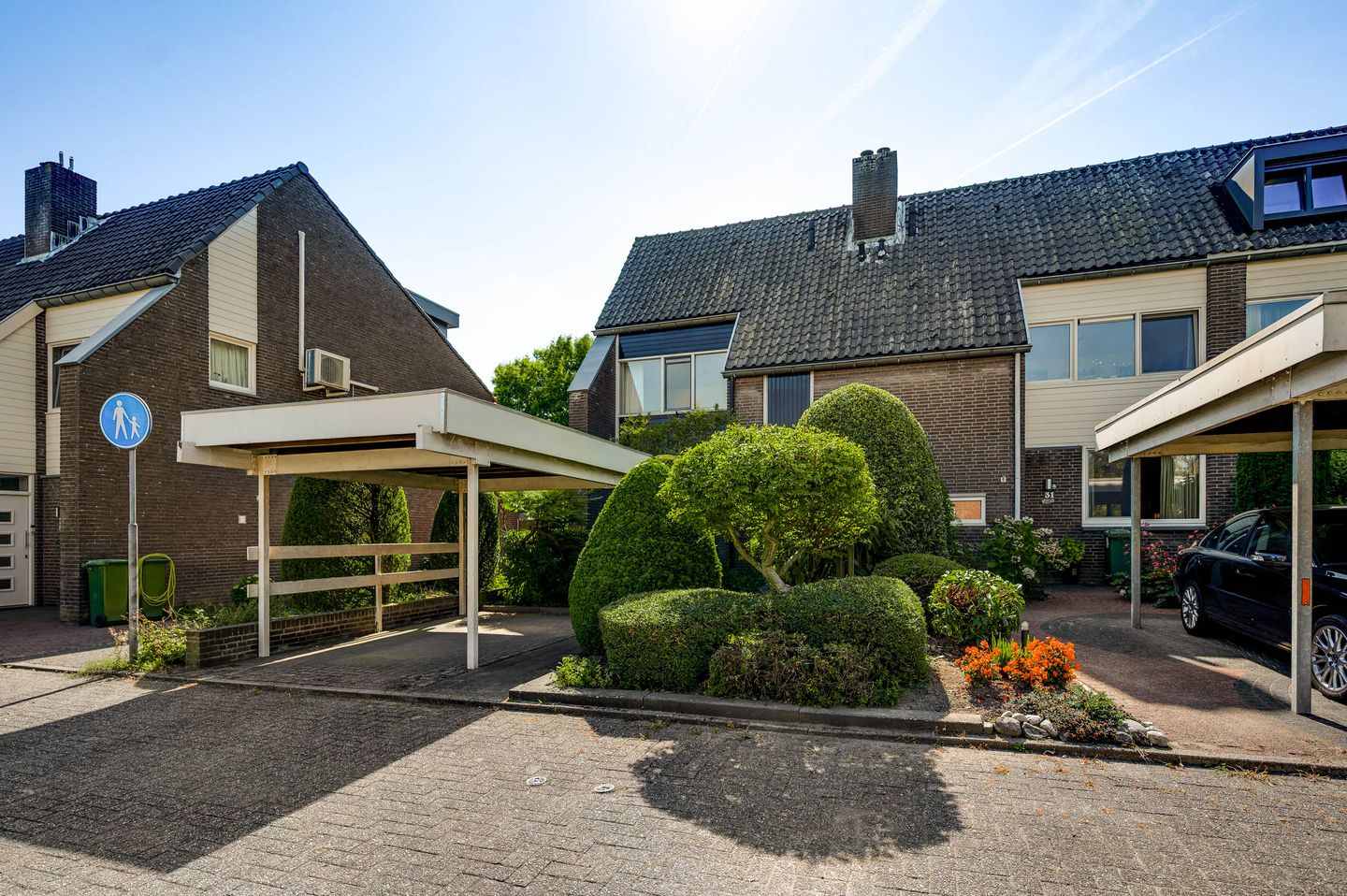 Foto 1 van Mopertingerbank 29