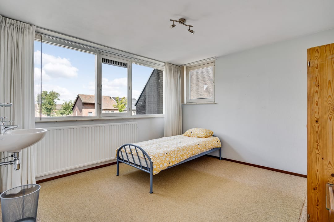 Foto 16 van Mopertingerbank 29