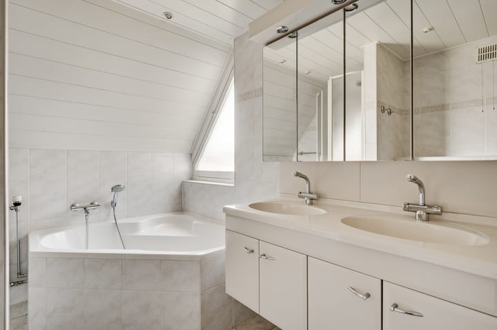 Foto 19 van Mopertingerbank 29