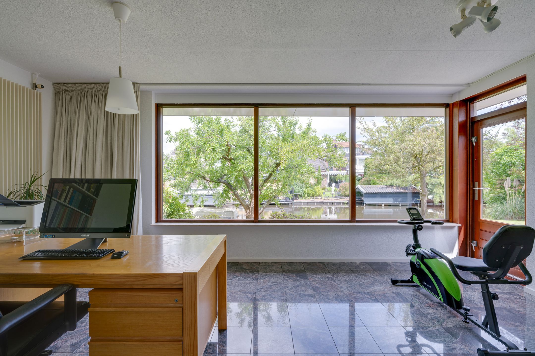 Foto 18 van van Bevervoordenhof 13