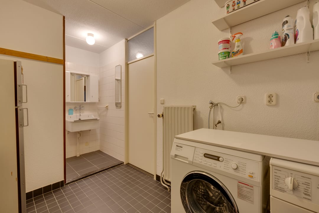 Foto 32 van van Bevervoordenhof 13