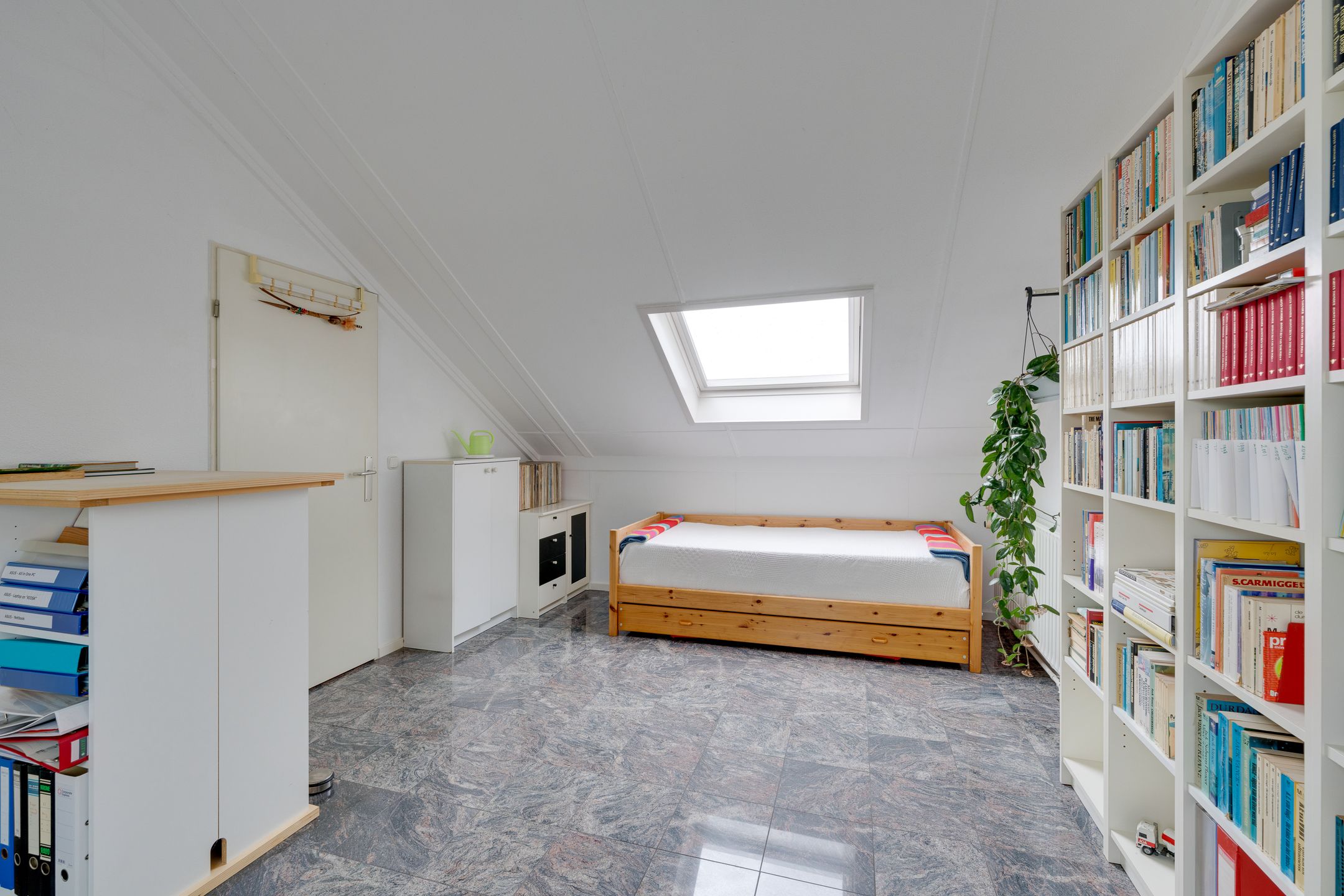 Foto 63 van van Bevervoordenhof 13