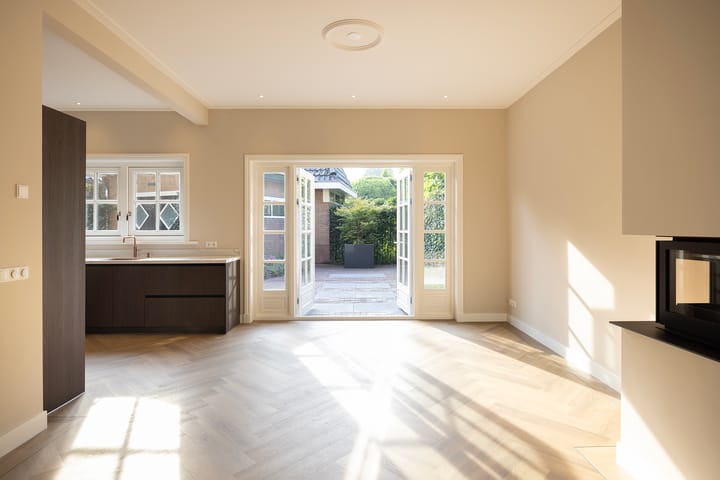 Photo 8 of Vosmaerlaan 2