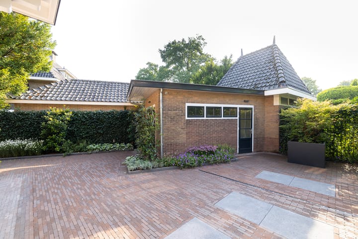 Photo 39 of Vosmaerlaan 2