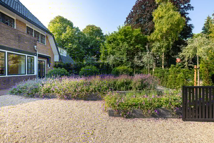 Photo 49 of Vosmaerlaan 2