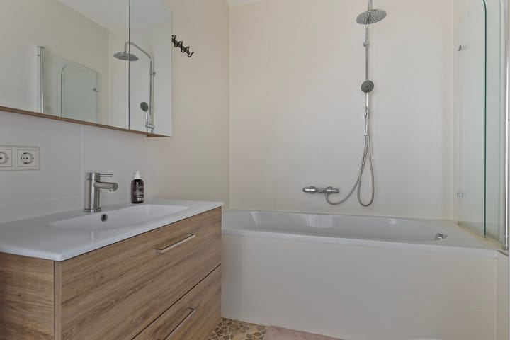 Foto 16 van Carolusdreef 6