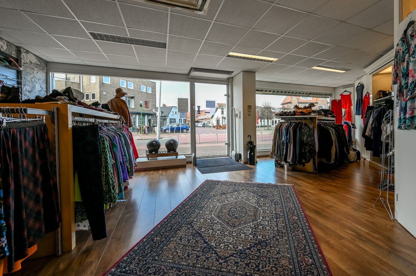 Bekijk foto 5 van Broekbergenlaan 42