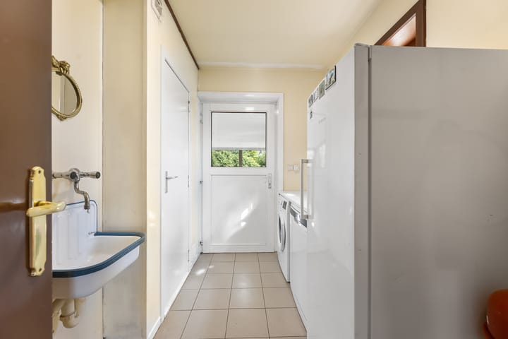 Photo 8 of Riet- en Wulfsdijkweg 26