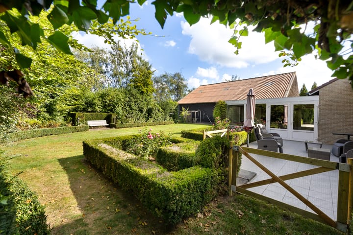 Photo 32 of Riet- en Wulfsdijkweg 26