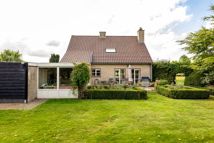 Photo 36 of Riet- en Wulfsdijkweg 26