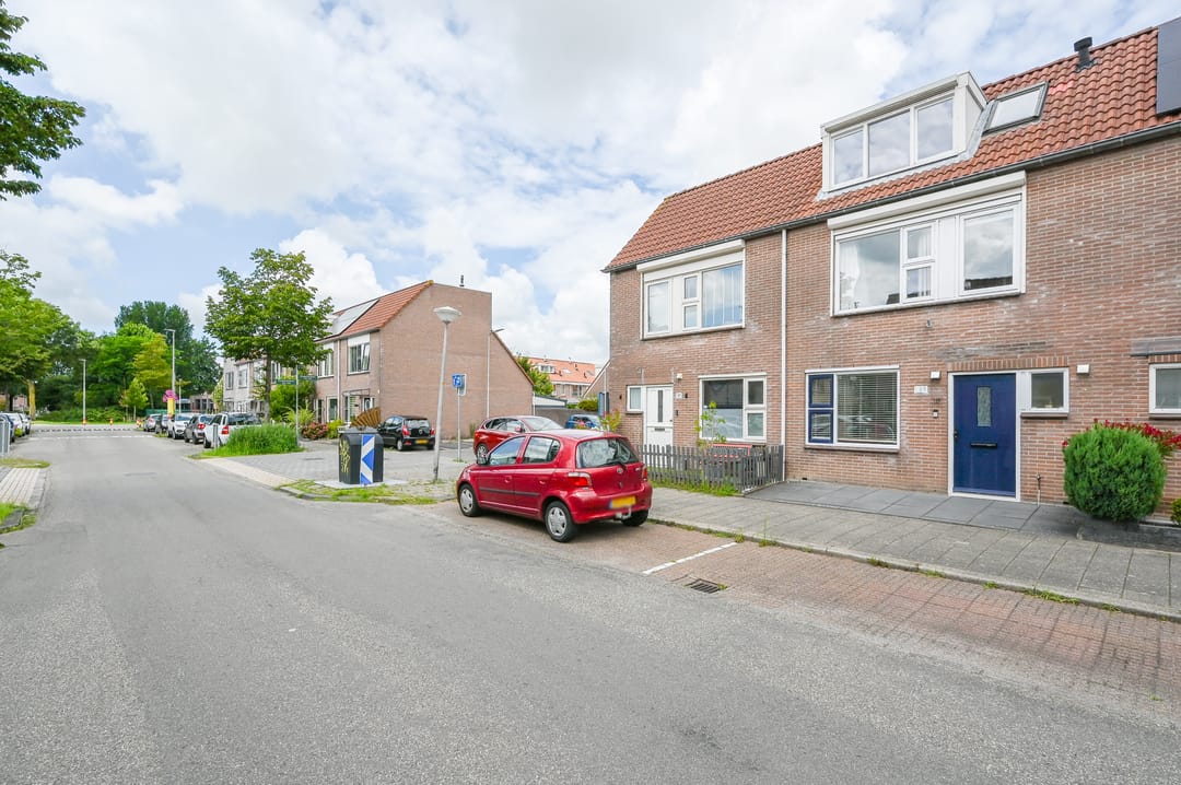 Photo 37 of Zadelmaker 143