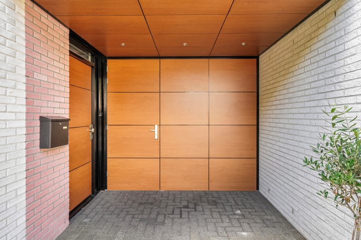 Foto 9 van Boterbloem 12