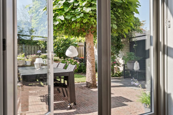 Foto 17 van Boterbloem 12