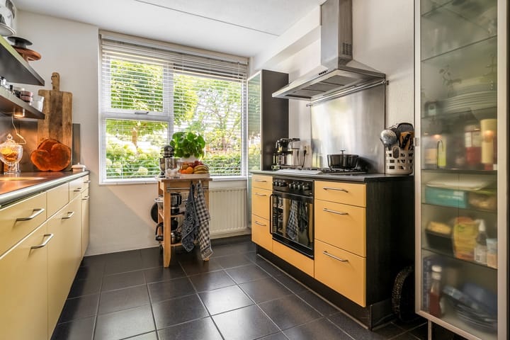 Foto 20 van Boterbloem 12