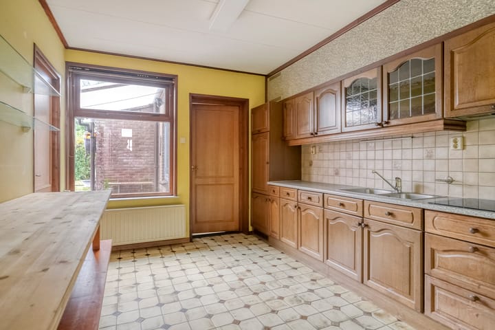 Photo 7 of Frederik Hendrikstraat 38