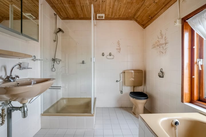 Photo 15 of Frederik Hendrikstraat 38