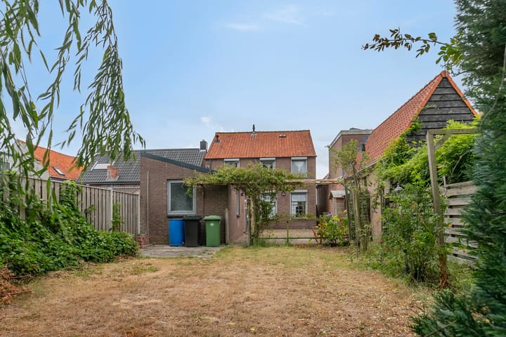 Photo 20 of Frederik Hendrikstraat 38