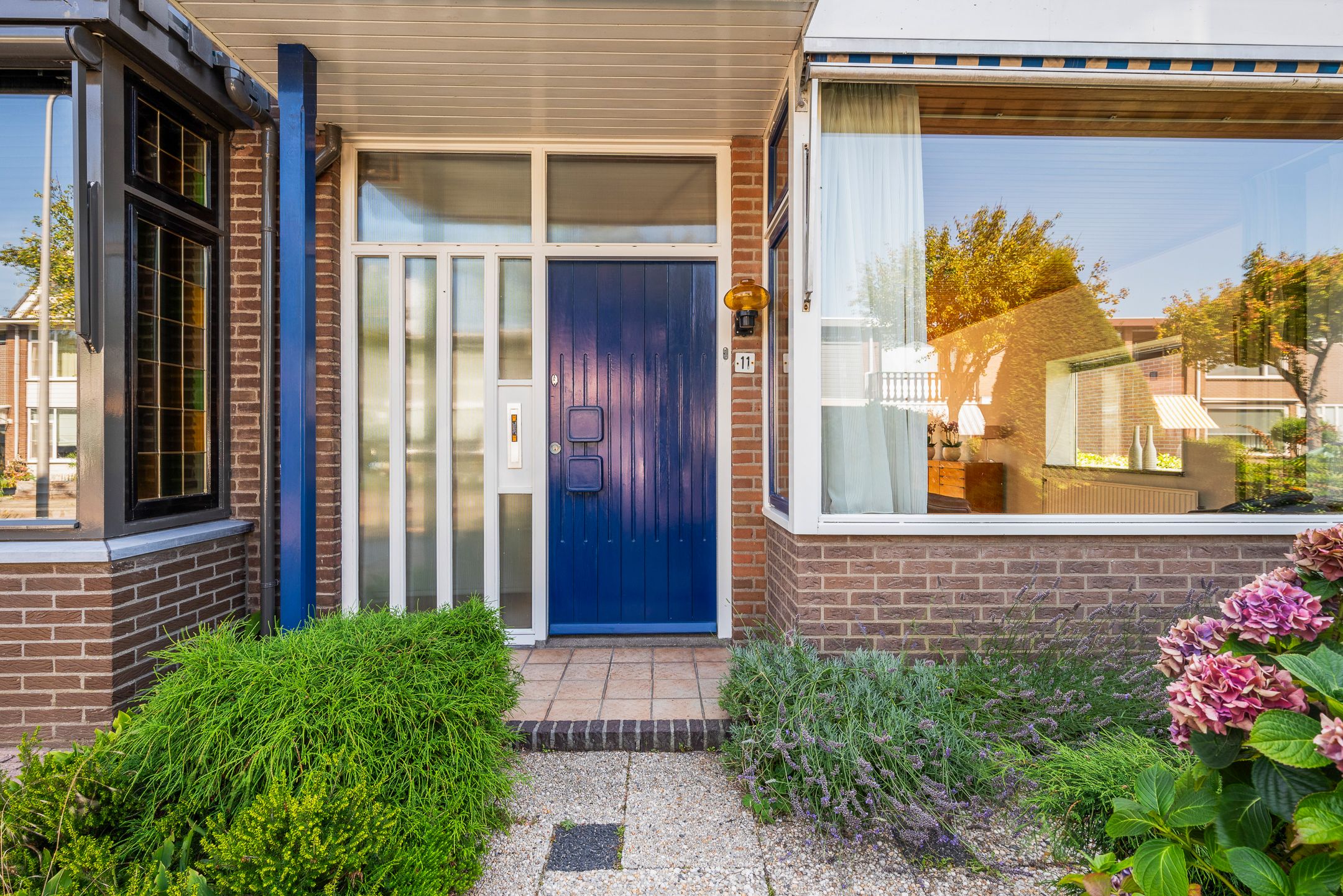 Photo 6 of Voswijckstraat 11