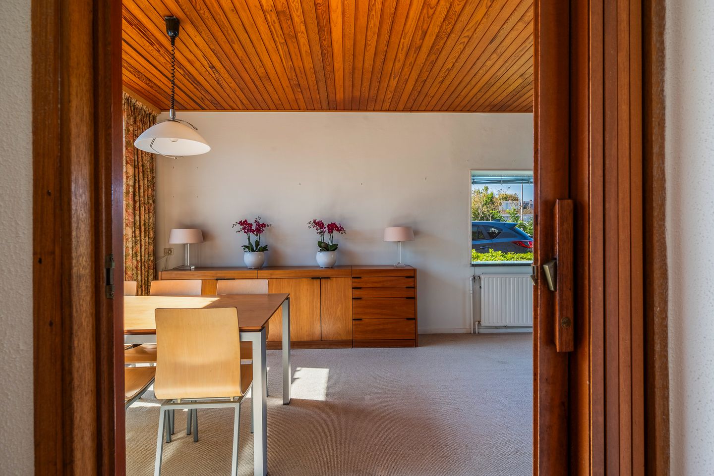 Photo 10 of Voswijckstraat 11