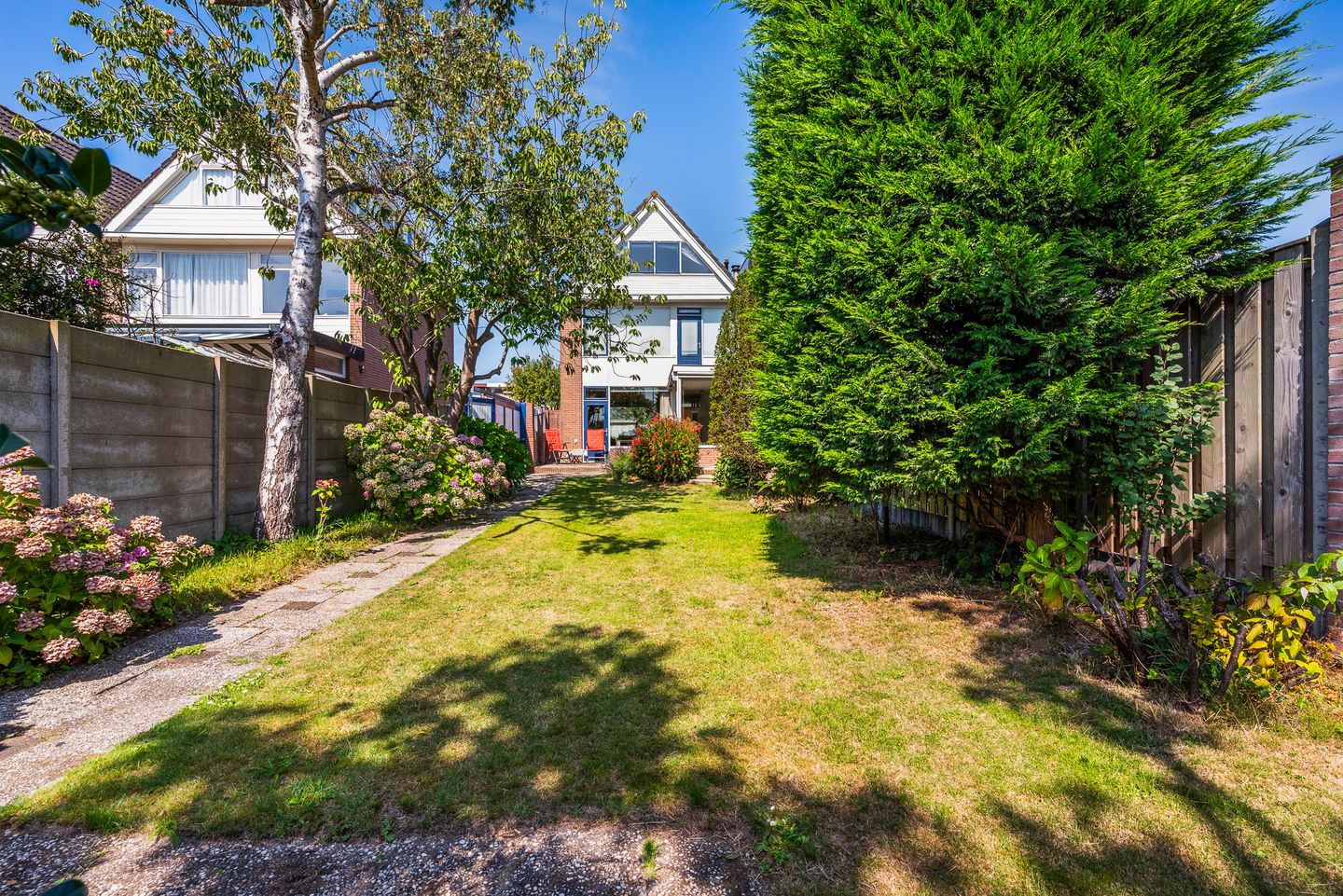 Photo 20 of Voswijckstraat 11