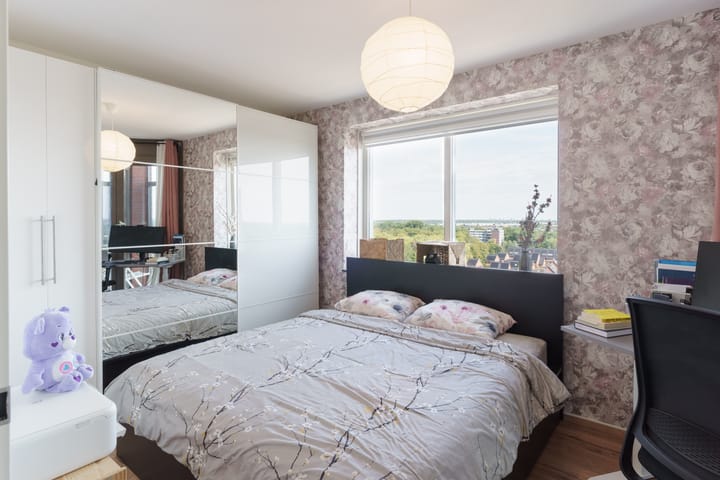 Photo 11 of Van Embdenstraat 146