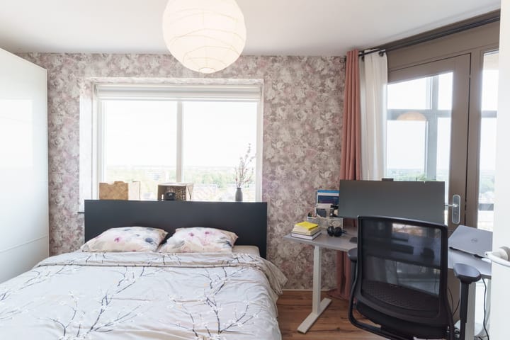 Photo 12 of Van Embdenstraat 146