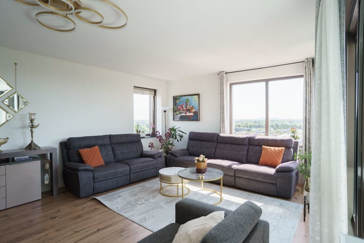 Photo 23 of Van Embdenstraat 146