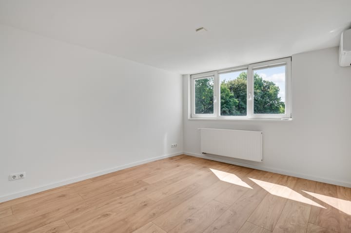 Foto 12 van Papenweg 8-B