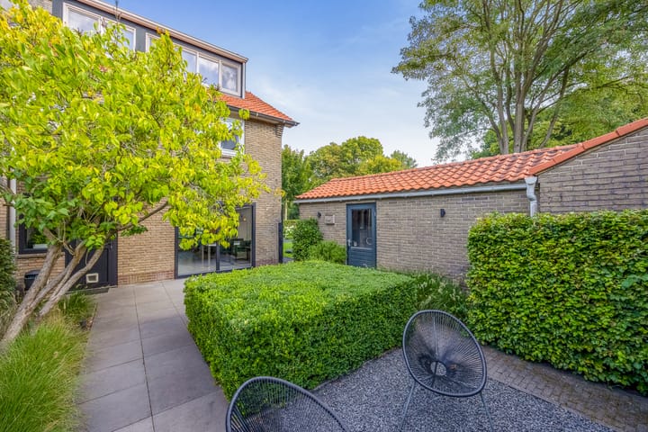 Foto 30 van Witte de Withlaan 12