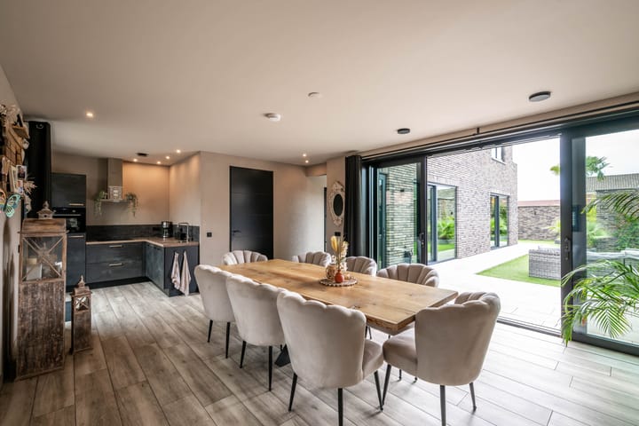 Foto 15 van Burgemeester Ploegmakerslaan 17-B