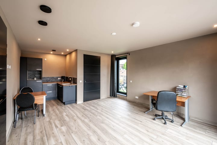 Foto 23 van Burgemeester Ploegmakerslaan 17-B