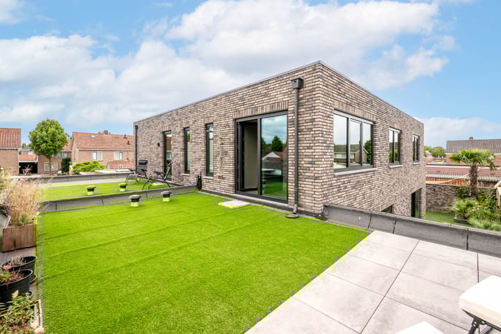 Foto 25 van Burgemeester Ploegmakerslaan 17-B